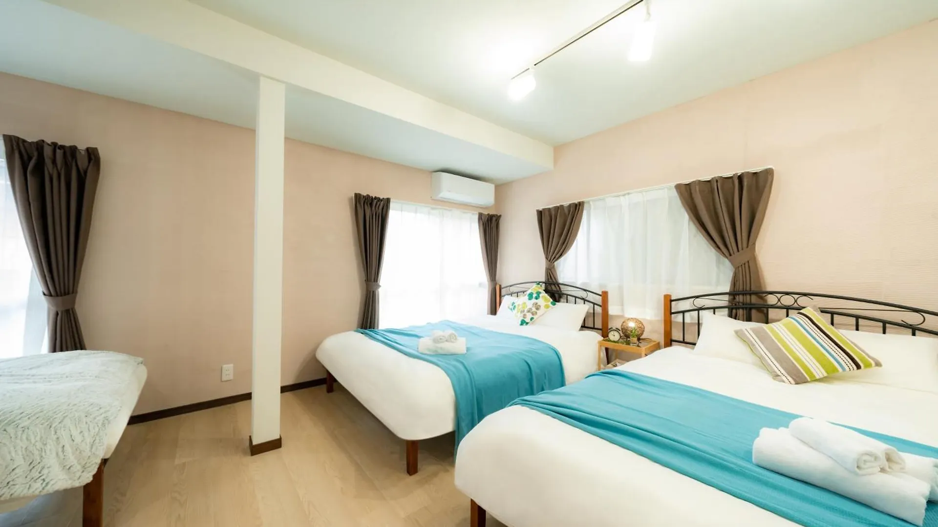 Villa 22, Itabashi, Entire House For Rent Tokyo 0*,